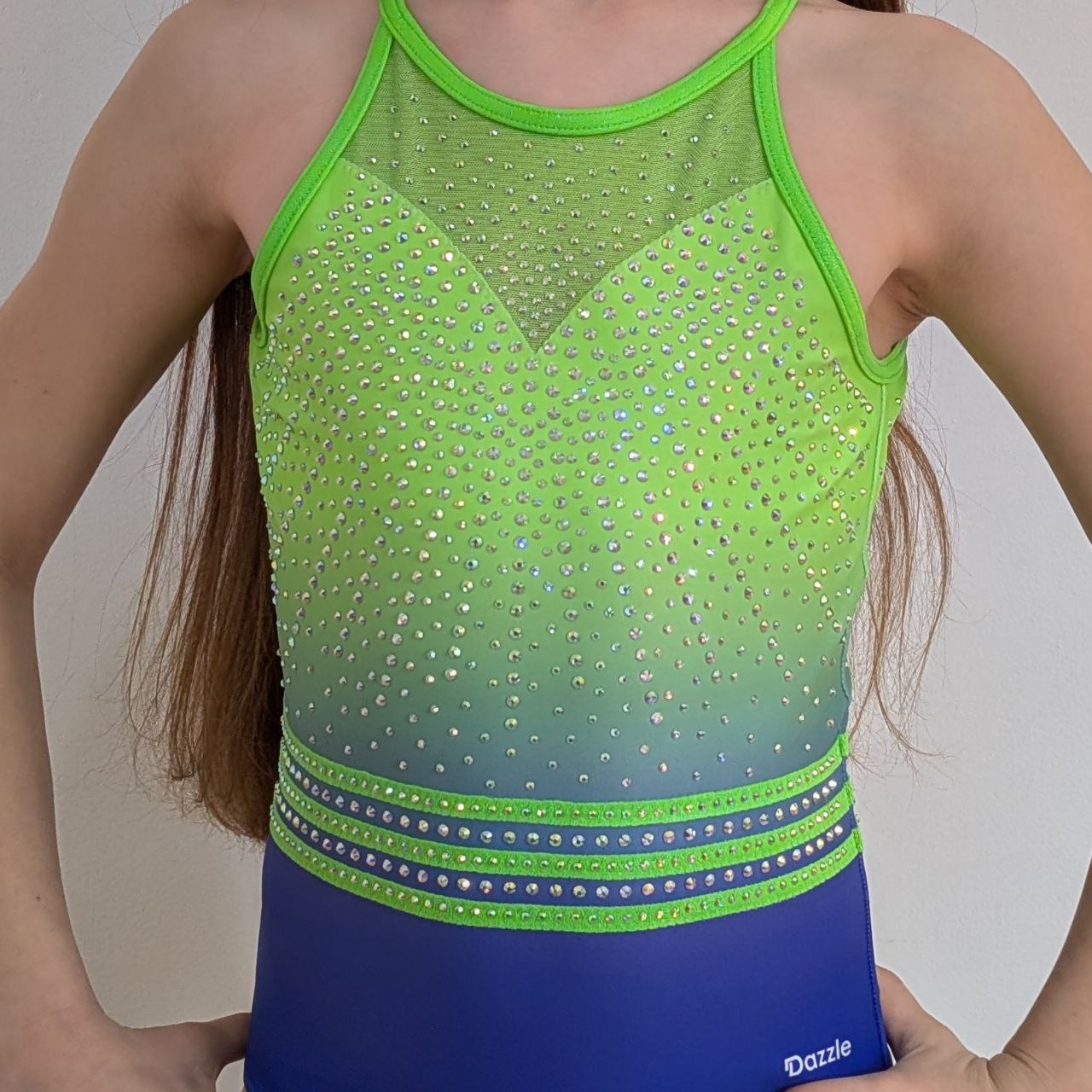 justaucorps de gym dos ouvert bleu vert manches courtes dazzle strass