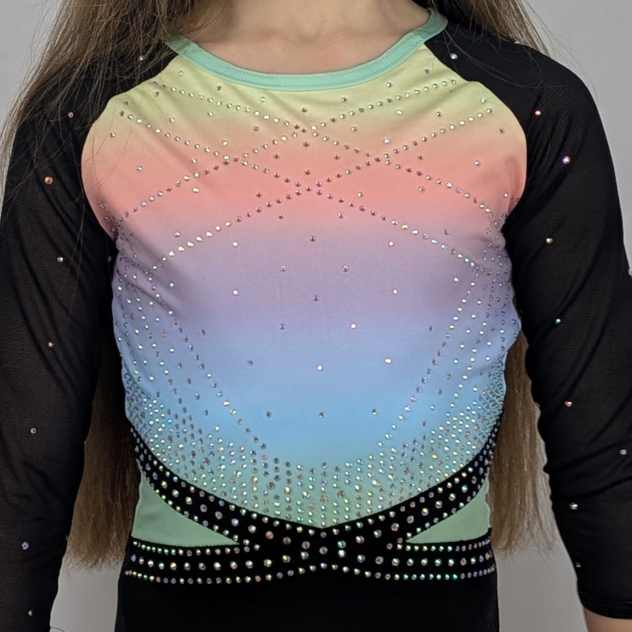 justaucorps de gym noir manches longues dos croisé compétition strass dazzle