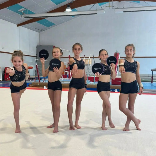 L'été de la gymnaste : 6 exercices simples à la maison pour garder la souplesse et la confiance avant la rentrée