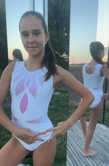 Justaucorps de gym élégance blanc rose manches courtes entrainement et compétition 