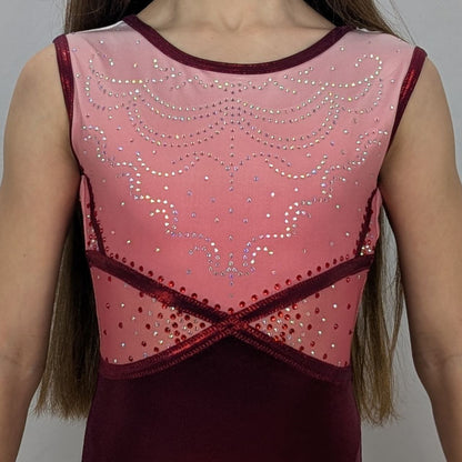 justaucorps de gym dos ouvert  rubis manches courtes dazzle strass dos croisé 
