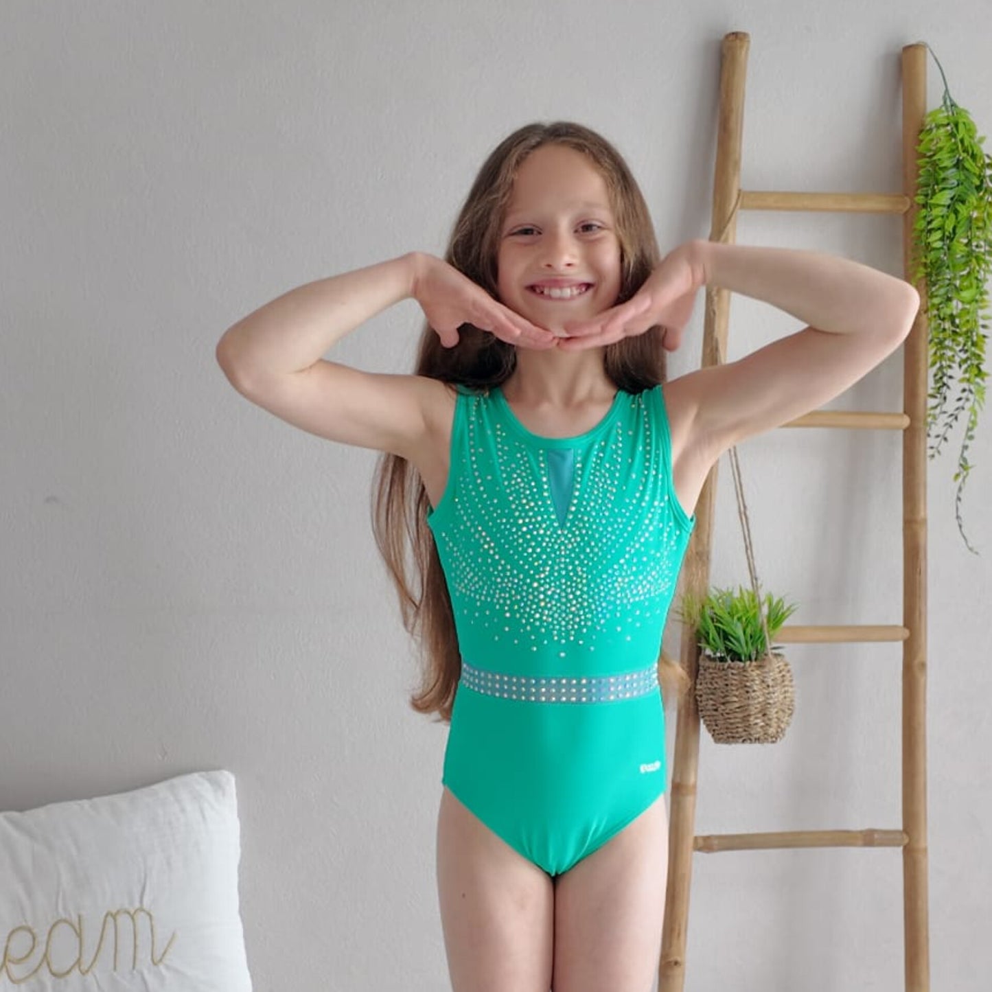 justaucorps de gym manche courtes turquoise dos ouvert