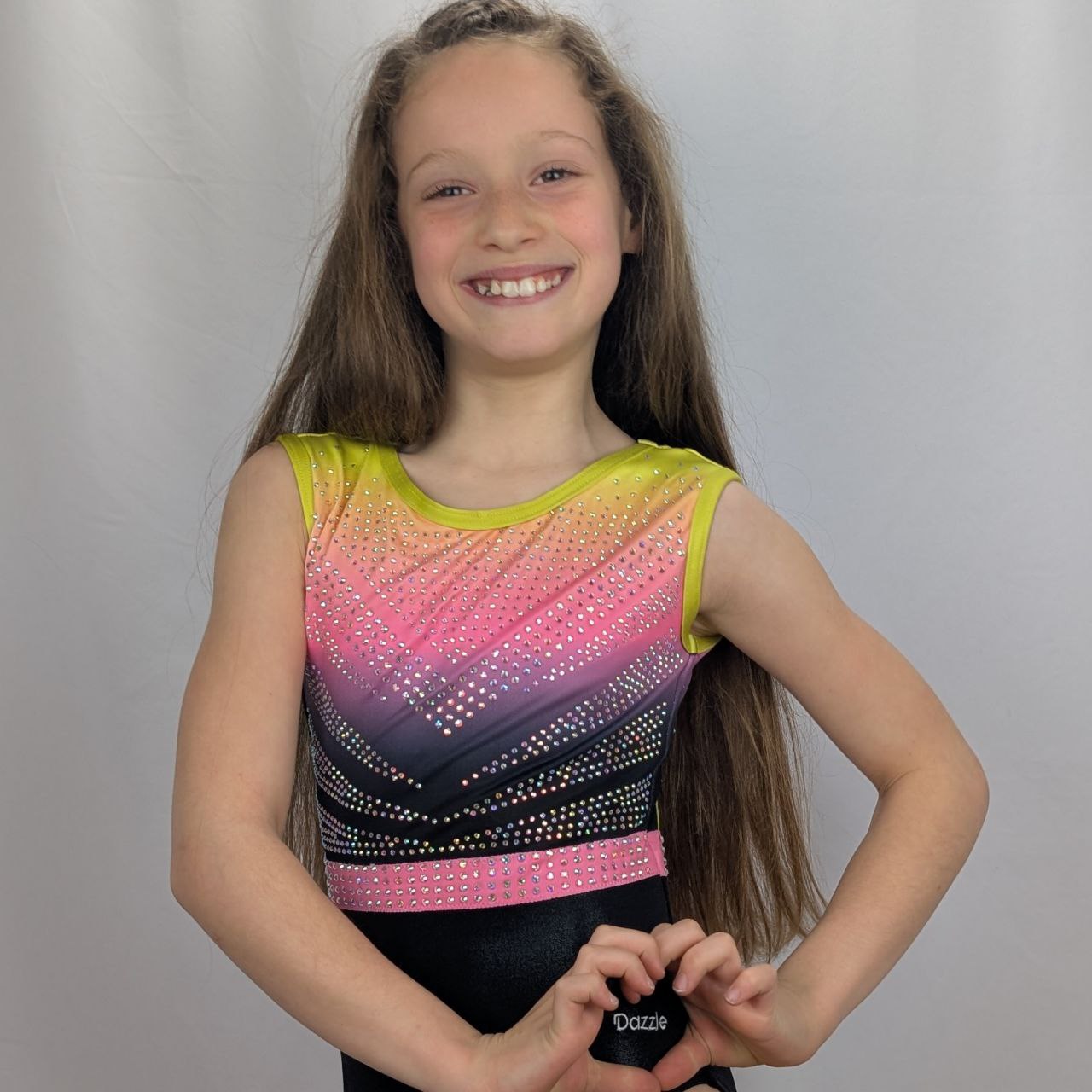 justaucorps de gym noir  manches courtes dos croisé compétition strass dazzle