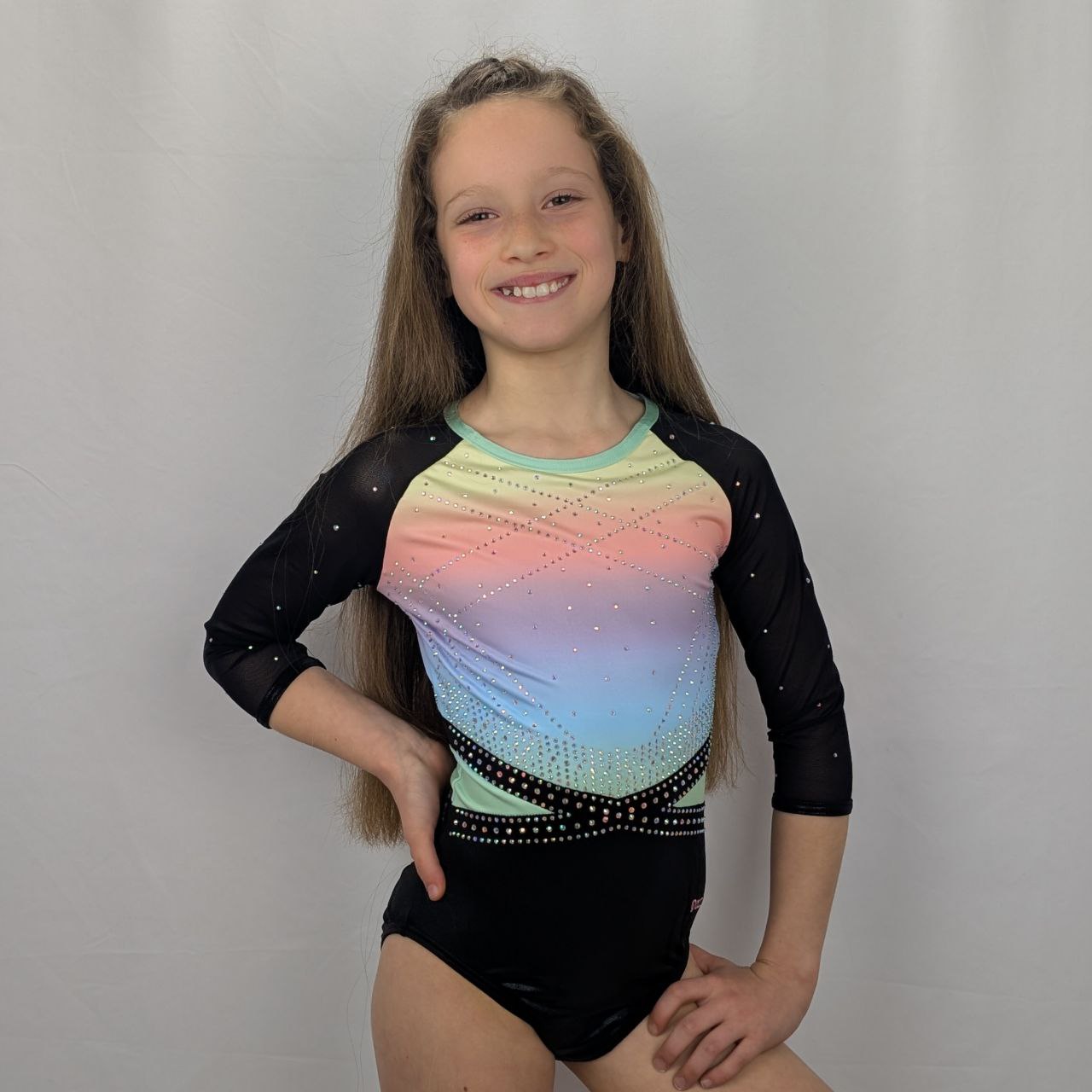 justaucorps de gym noir  manches longues dos croisé compétition strass dazzle